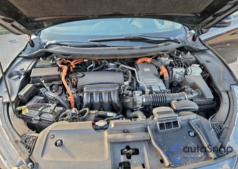 2019 Honda Clarity z USA, uszkodzony, nr VIN JHMZC5F15KC005318